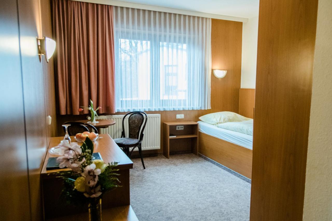 Hotel Mueller Гентин Экстерьер фото